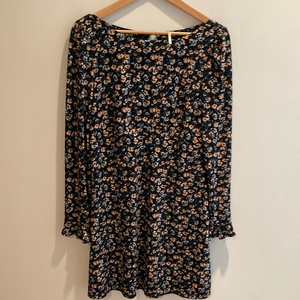 EUC Large Free People Black Bell Sleeve Sundress